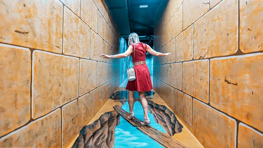 Dubai: 3D World Trick-Art Selfie Museum Entrance - Your first moments at 3D World Dubai