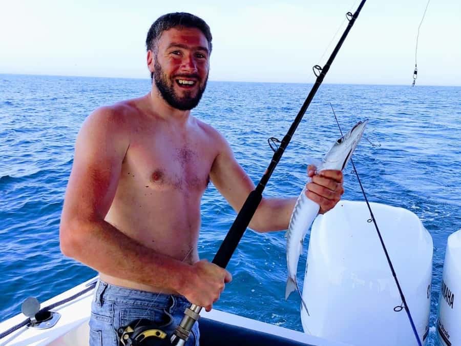 Dubai: 4-Hour Deep Sea Fishing, Trolling, Casting - Morning light or evening views