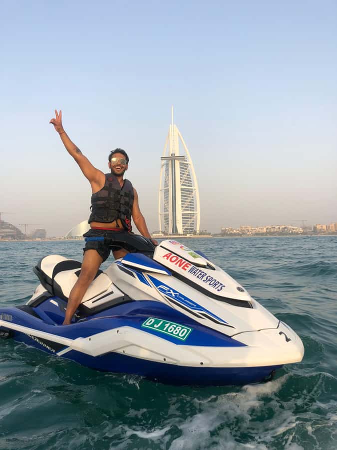 Dubai: 45-Minute Jet Ski Ride - Choosing your time and guide