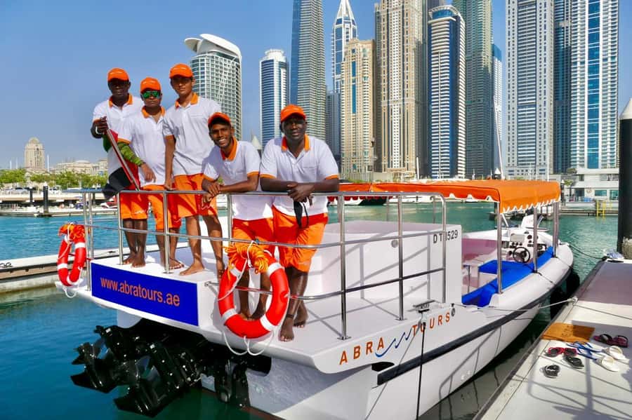 Dubai: Abra Boat Tour in Atlantis, Palm, Ain Dubai & Marina - What the $40 price buys you