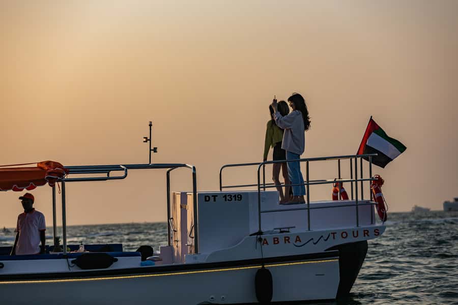 Dubai: Abra Boat Tour in Dubai Marina, Ain Dubai, JBR - Dubai Marina Mall and the changing city view