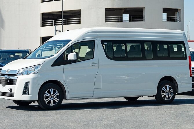 Dubai Airport: Hassle Free Private Transfer Arrival OR Departure - From Dubai International or Al Maktoum Airport