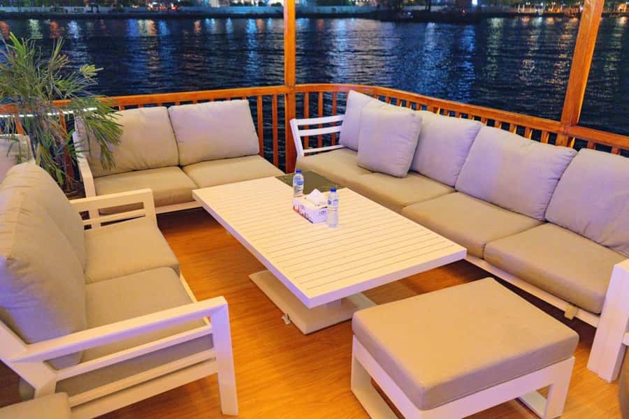 Dubai: Al Seef Largest Dhow Dinner Cruise with Live Show - Getting to Gate 2A without confusion