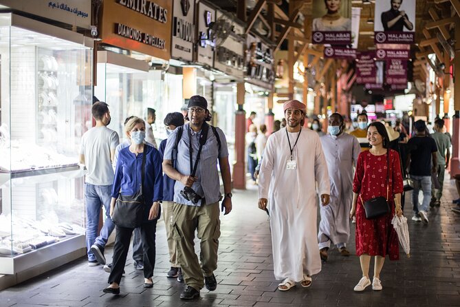 Dubai Aladdin Tour: Souks, Creek, Old Dubai and Tastings - Why Old Dubai makes a better walking tour than a quick photo stop