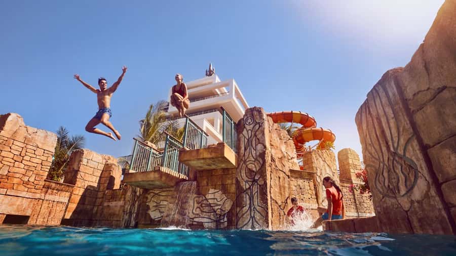 Dubai: Aquaventure World AquaXpress Fast-Pass Only - The rides: speed, drops, and repeat value