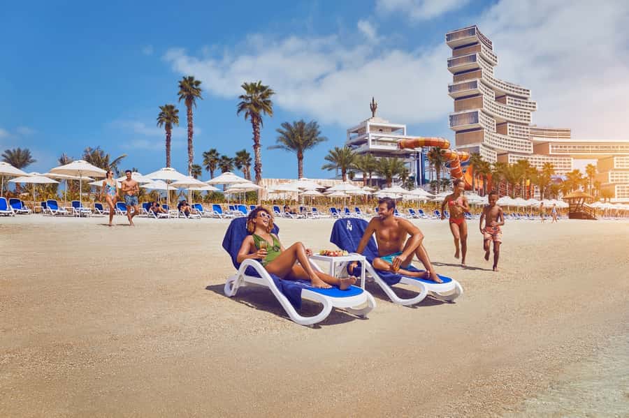 Dubai: Atlantis Dolphin Kayak Trip & Aquaventure Waterpark - How this compares with a simple waterpark visit