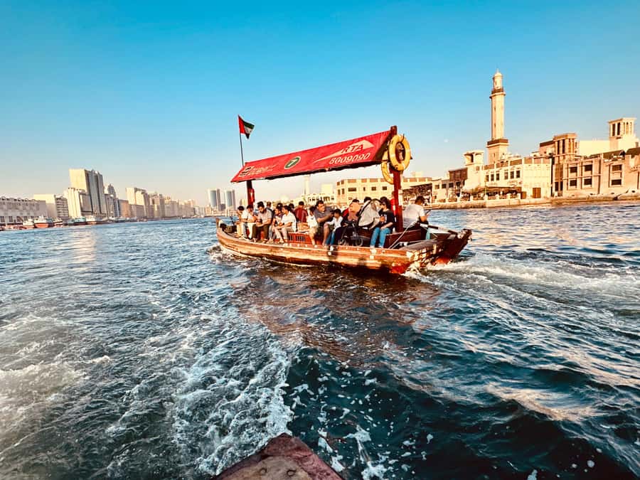 Dubai: Authentic Old Town, Souks, Tastings & Abra Boat Tour - Heat, pace, and comfort on the route