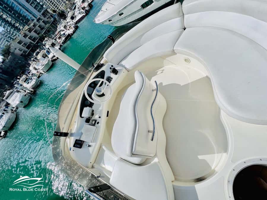 Dubai: Azimut 42 Feet Private Luxury Yacht Cruise - Who will enjoy this yacht most?