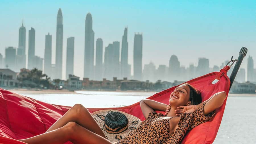 Dubai: Beach Day on the Palm with Skyline Views - A quiet Palm Jumeirah day with a city-sized view