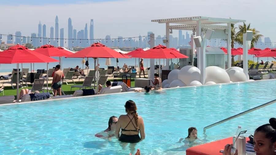 Dubai: Beach Day on the Palm with Skyline Views - Who will enjoy this Palm beach day most