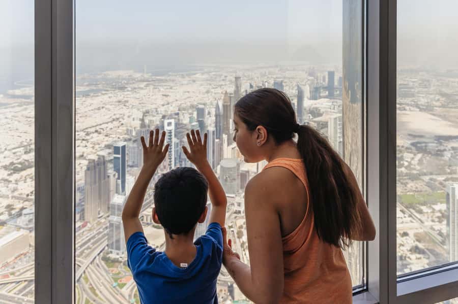 Dubai: Burj Khalifa Sky Level 148, 124, & 125 Entry Ticket - Choosing the right time for sunset