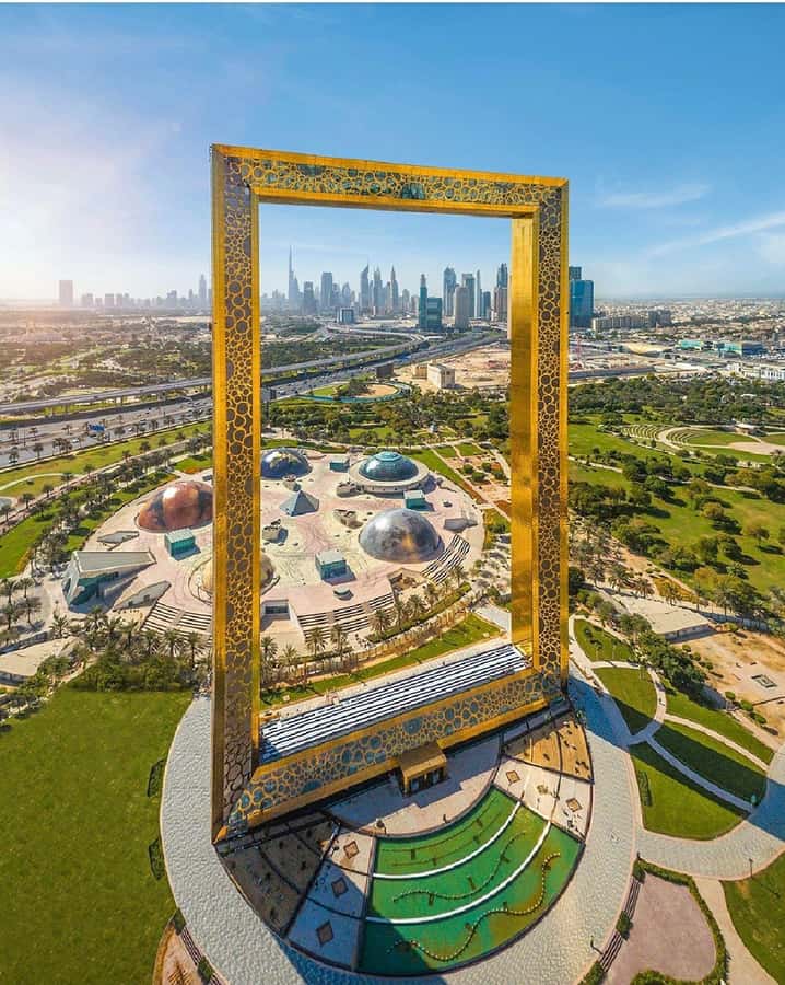 Dubai: City Highlights Private Layover Tour with Transfer - A guide-led view of Dubai