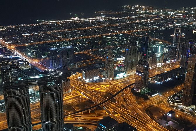 Dubai City Tour By Night With Burj Khalifa Ticket - The Dubai Fountain and the move to the tower