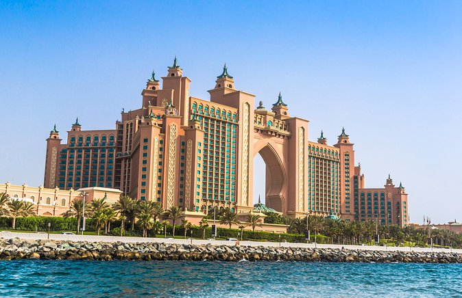 Dubai City Tour: Frame Tickets, Creek, Souks, Blue Mosque & Abra - Gold Souk: browse with your eyes open