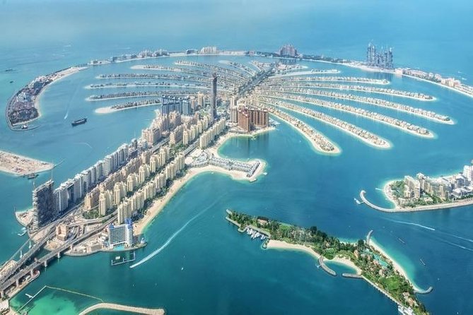 Dubai City Tour | Old and New Dubai Sightseeing Tour - Palm Jumeirah and Atlantis: see the scale, not the inside