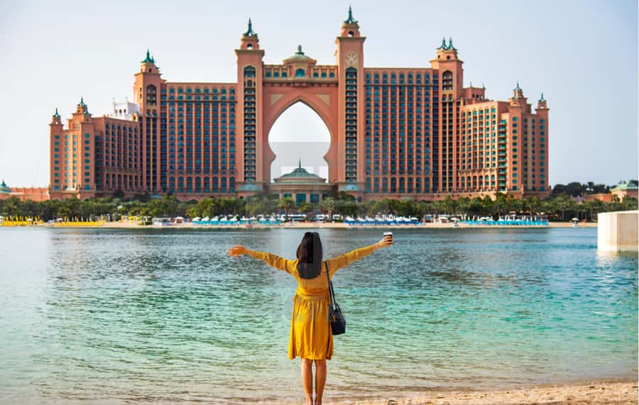 Dubai: City Tour with Burj Khalifa and Underwater Zoo Ticket - Gold Souq and the final modern-city contrast