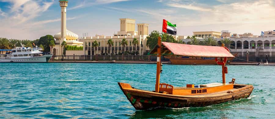 Dubai: City Tour with Professional Guide in Luxury Car - Dubai Mall and Burj Khalifa: finish among the icons