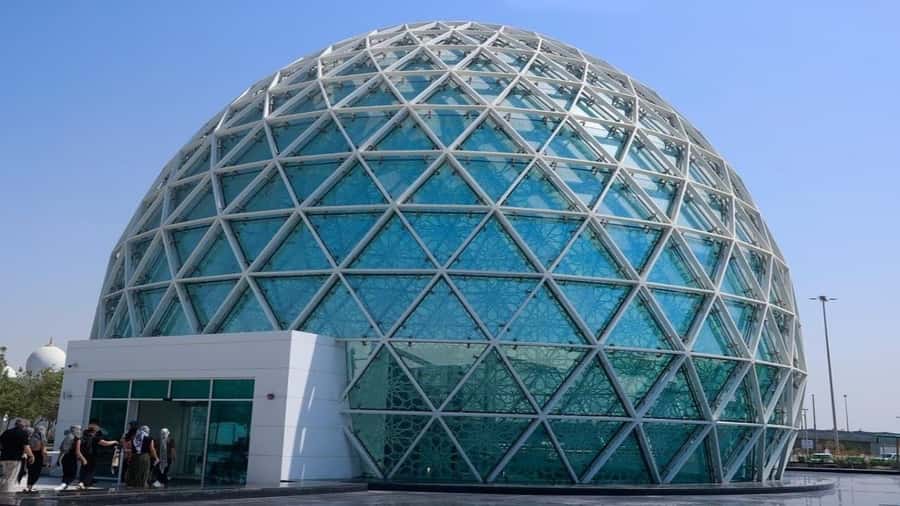 Dubai: Combo Abu Dhabi Grand Mosque tour & Dubai City tour - Sheikh Zayed Grand Mosque from 8:30 AM to noon