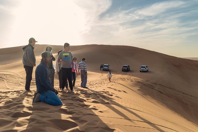 Dubai Desert Discovery: Red Dunes Safari, Sandboard & Camel Ride - Group size, guides, and the human side of the tour