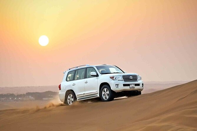 Dubai Desert Safari 20 mins Dune Bashing BBQ Live Show Camel Ride - The camp program packs in henna, costumes, and photos