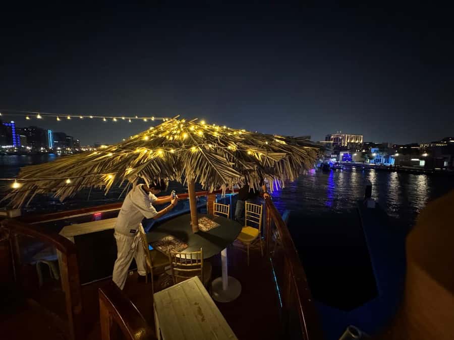 Dubai Dhow Cruise Creek,Marina Shows,Buffet & Drinks options - What dinner is really like