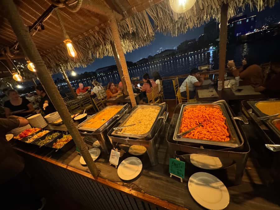 Dubai Dhow Cruise Creek,Marina Shows,Buffet & Drinks options - Timing, meeting points, and the risk of delays
