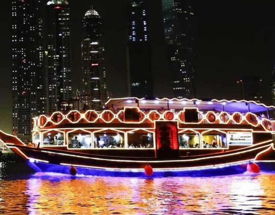 Dubai: Dhow Dinner Cruise on Creek or Marina with Live Shows - Is the $32 price good value?