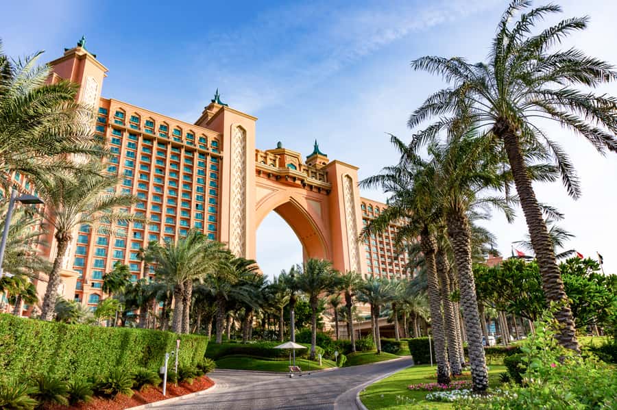 Dubai: Dolphin Encounter & Aquaventure Waterpark Ticket - Key points at a glance