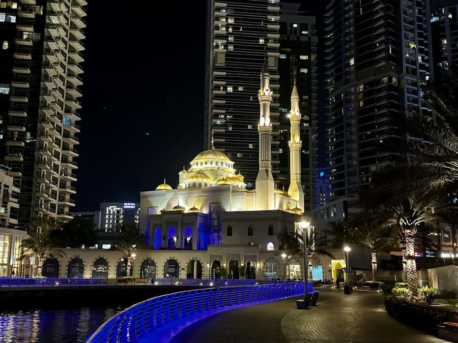 Dubai: E-Scooter Guided Tour of Marina, JBR & Bluewaters - Key points before you book