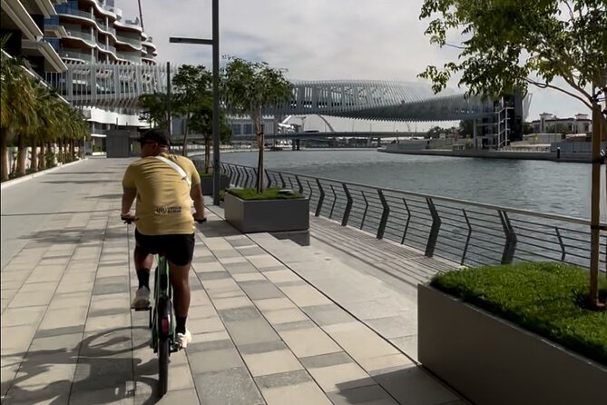 Dubai Electric Bicycle Tour - Dubai Marina and the marine-sports coast