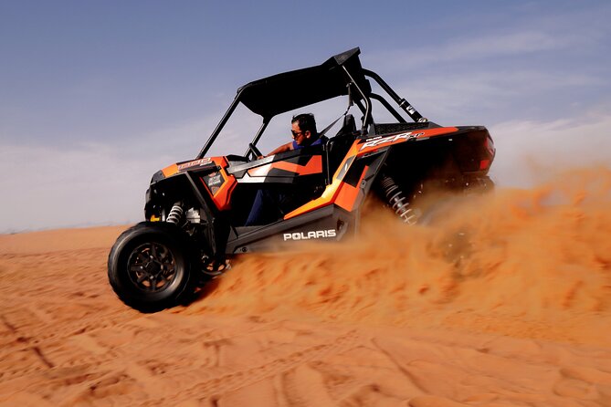 Dubai Evening Desert safari & BBQ Dinner-Pickup From Dubai mall - Ten minutes on a sandboard