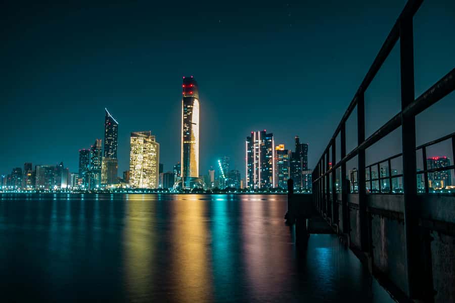 Dubai: Evening Tour and Burj Khalifa Entrance Ticket - Why Dubai works better after sunset