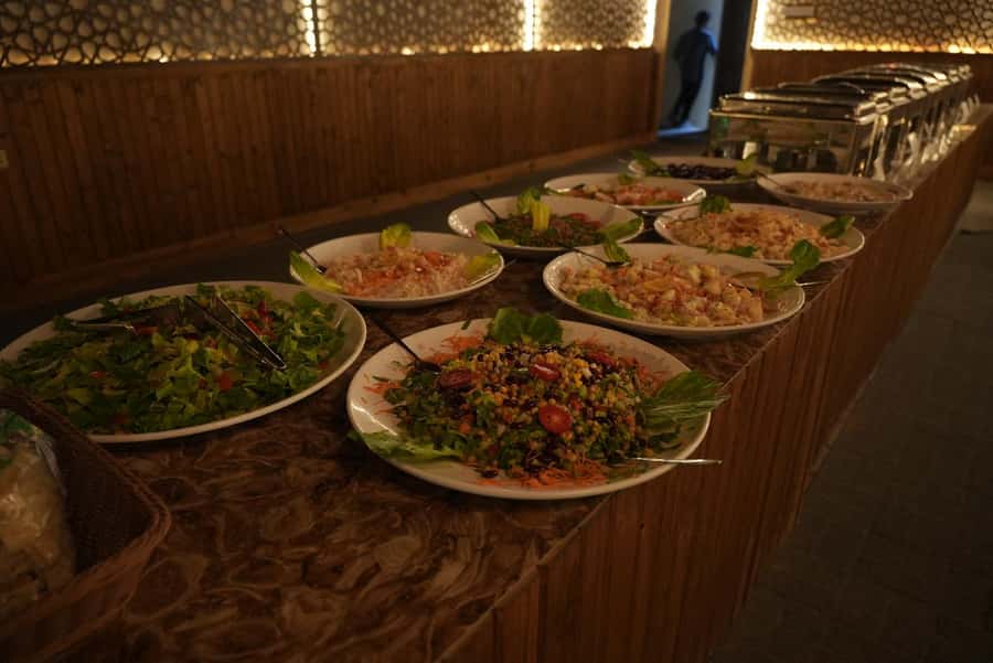 Dubai: Experience 60 Minutes Quad bike & BBQ Dinner - Leaving Dubai by air-conditioned vehicle