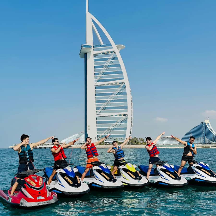 Dubai: Experience Jet Ski to Burj Al Arab +PICTURES & VIDEOS - How the price compares with the experience