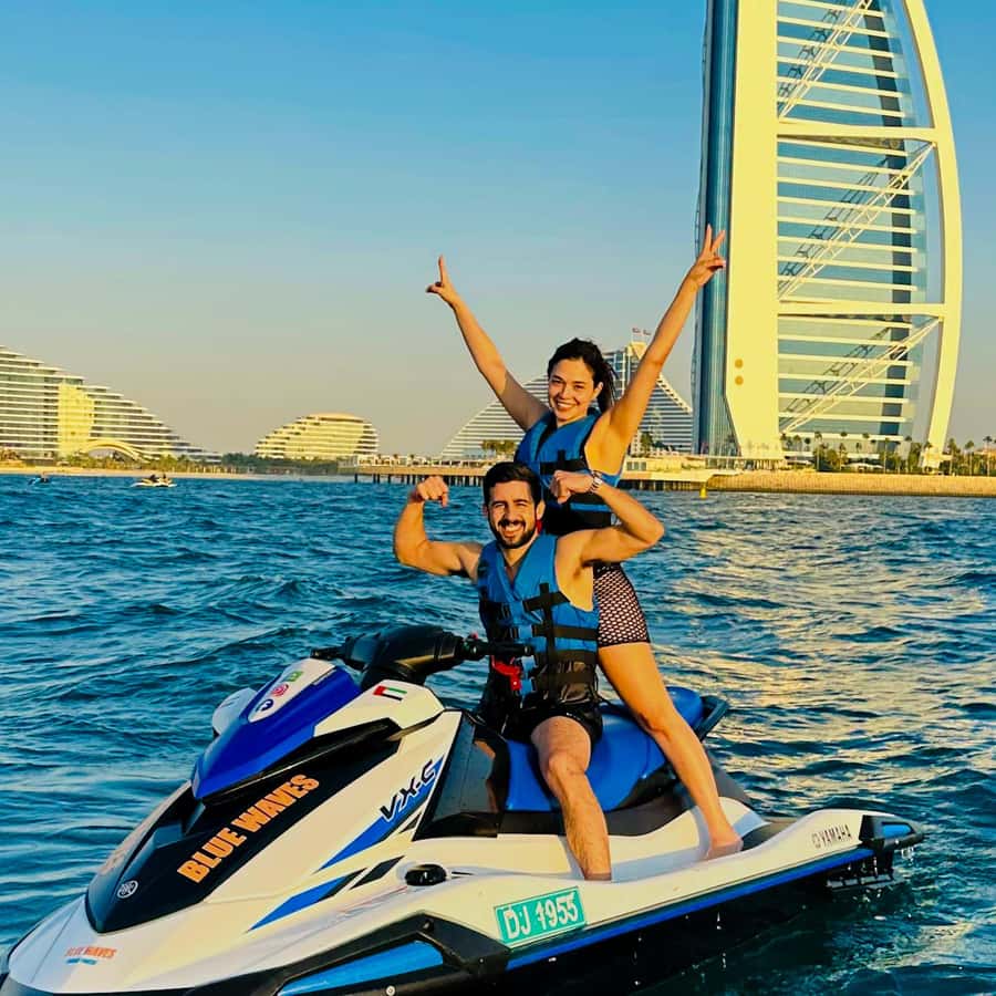 Dubai: Experience Jet Ski to Burj Al Arab +PICTURES & VIDEOS - Meeting at Jumeirah 2, then riding from Jumeirah 1