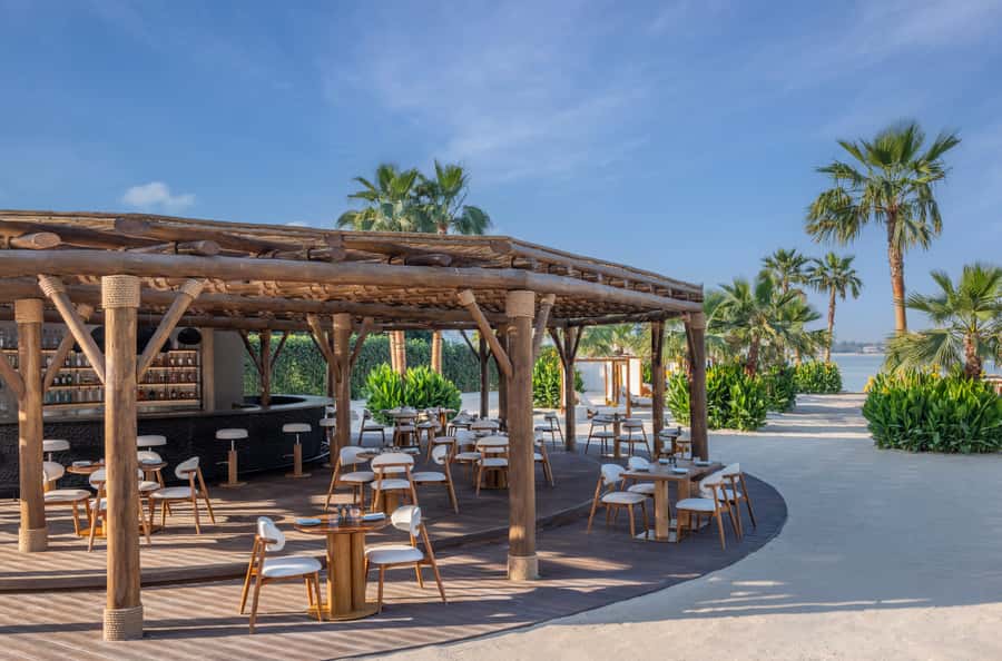Dubai: Fairmont the Palm Pool and Beach Access - What your $40 day at Fairmont The Palm looks like