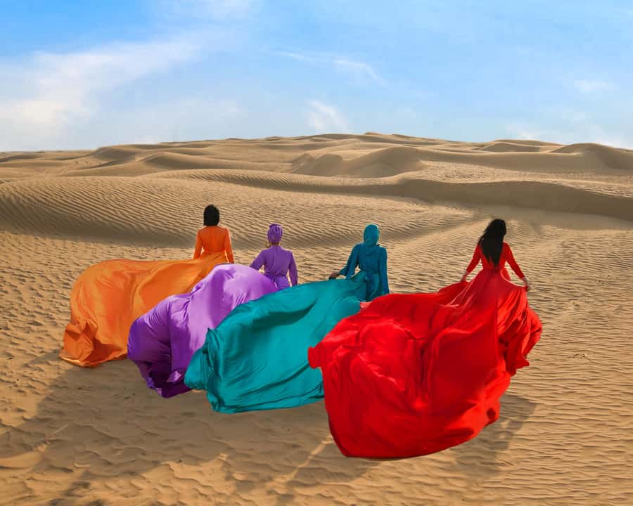 Dubai: Flying Dress Photoshoot Experience - What you receive after the session
