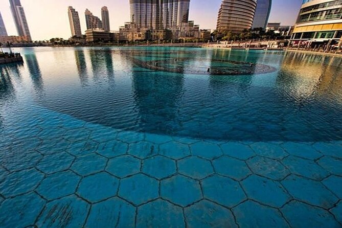 Dubai Fountain Boardwalk - Ticket Collection and Arrival Tips