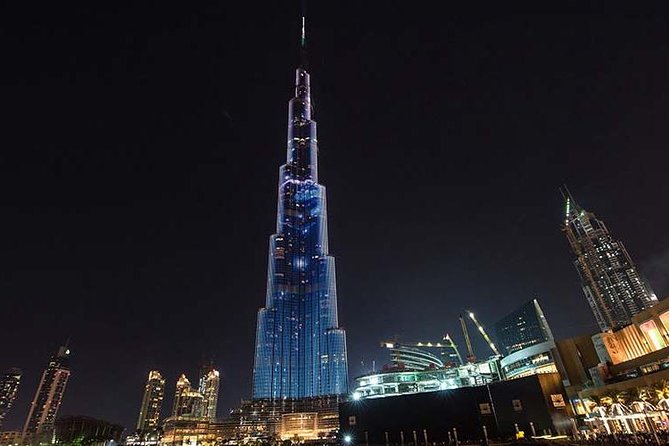 Dubai: Fountain Show and Burj Lake Ride by Traditional Boat - Why the six-person boat matters