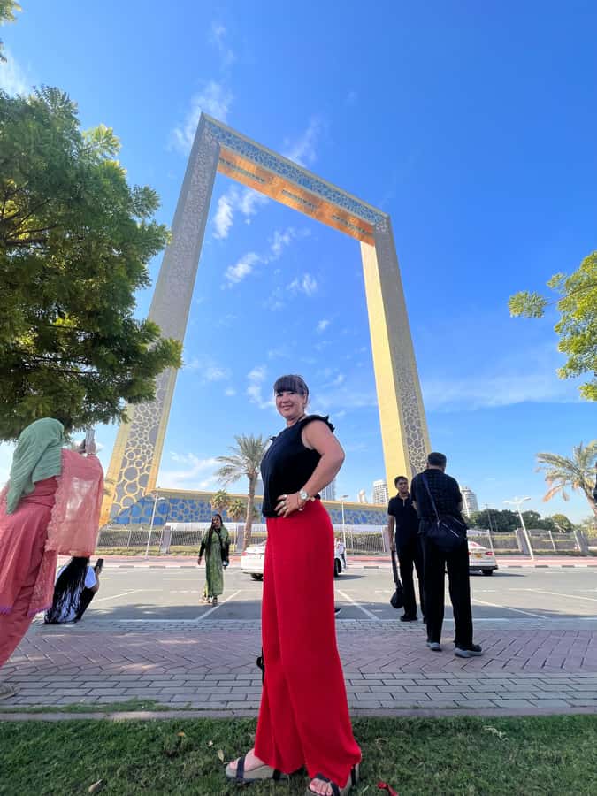 Dubai: Future Museum, Burj Al Arab, and Dubai Frame Tour - Burj Al Arab: a quick photo stop