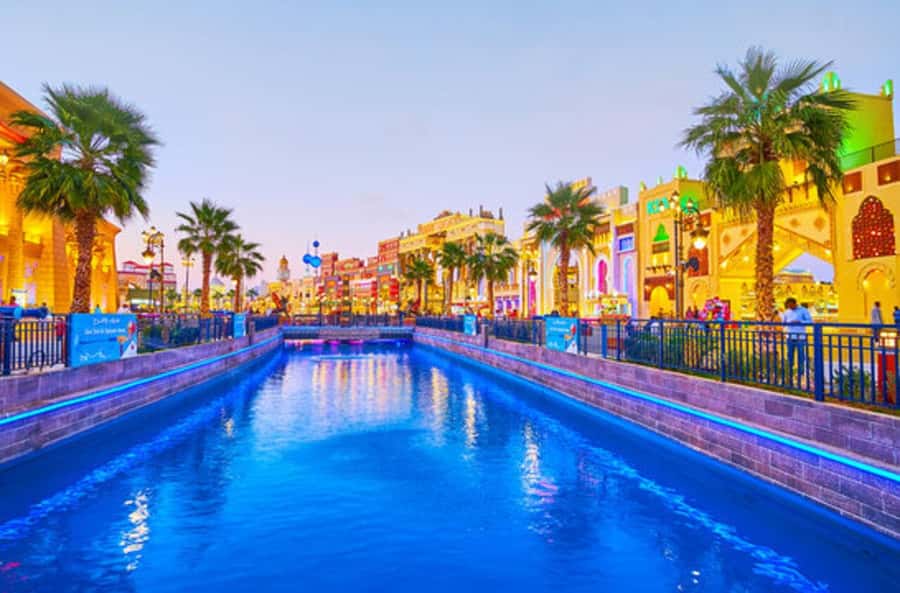 Dubai: Global Village Tickets with Roundtrip Transfer - Food stalls and regional dishes