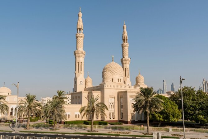 Dubai Half Day City Tour and Sightseen with pick up - One morning from Zabeel Palace to Palm Jumeirah
