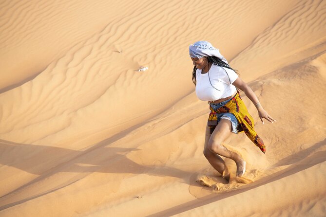 Dubai Half-day Red Dunes bashing with Sandboarding, Camel &Falcon - Red dunes and a cool morning departure