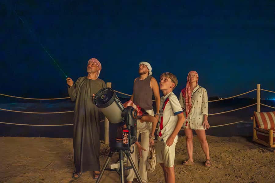 Dubai: Heritage Safari, Camel Ride & Al Marmoom Oasis Dinner - Guides make a real difference