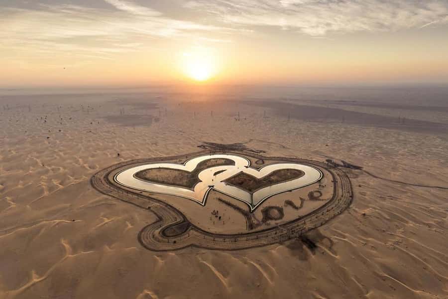 Dubai: Hot Air Balloon with Camel, ATV, & Horse Ride Options - Watching the balloon inflate at Margham