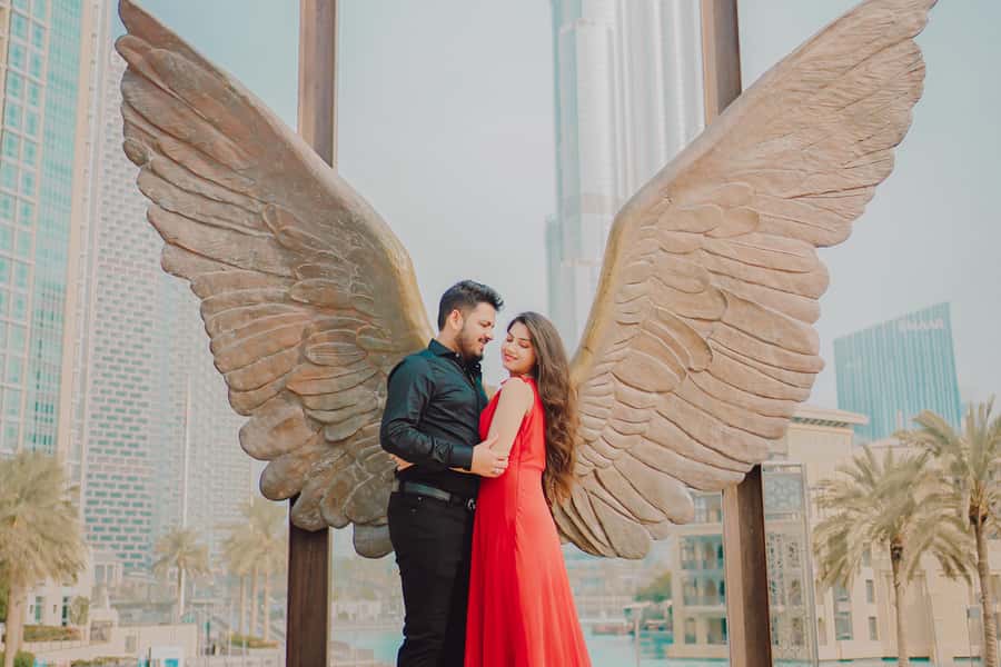 Dubai: Iconic Burj Khalifa Pre-Wedding Photoshoot - Starting at the Wings of Mexico statue