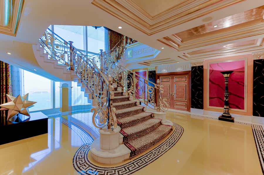 Dubai: Inside Burj Al Arab Guided Tour with Optional Extras - The 25th floor and the Royal Suites