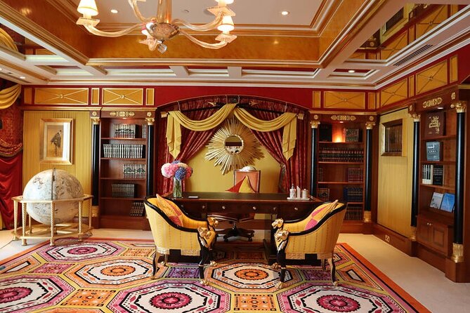 Dubai Inside Burj Al Arab Tour Including Food and Transfer Option - Dress, shoes, photos, and practical comfort