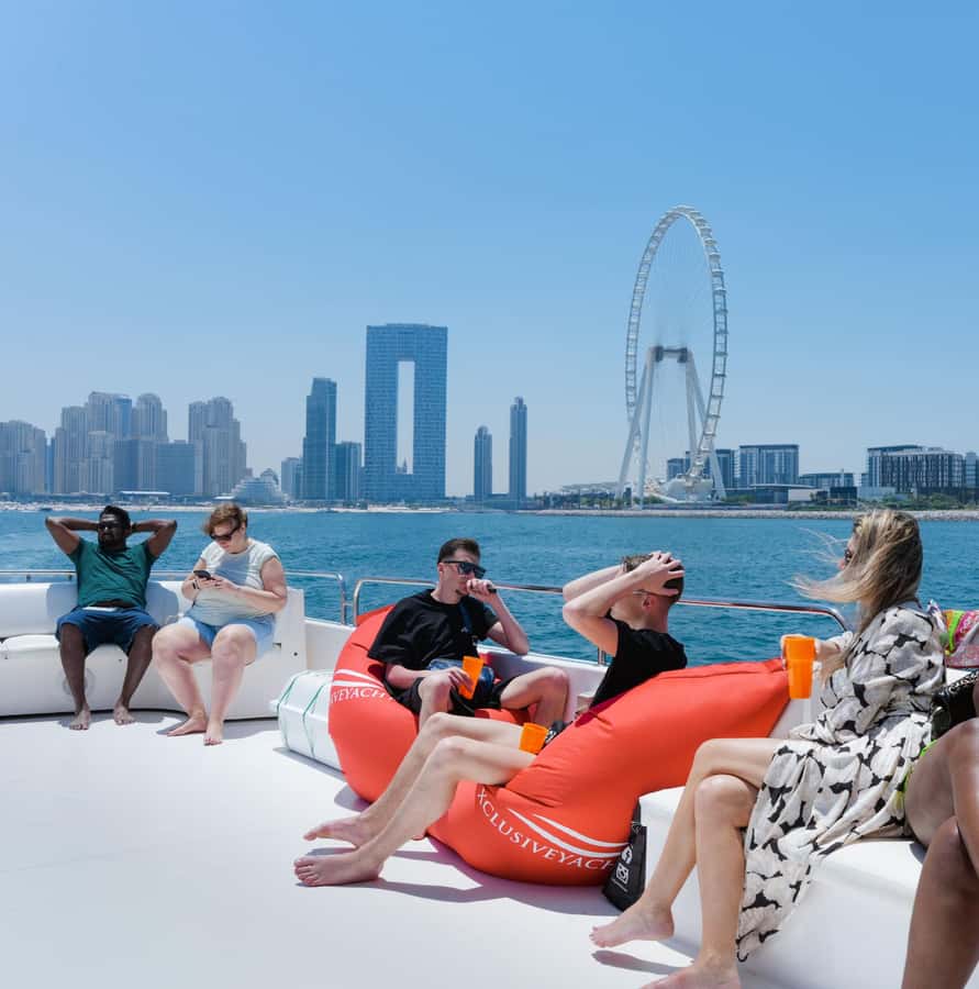 Dubai: Instagrammable Yacht Tour with Drinks & Ain/JBR Views - Is $25 good value?