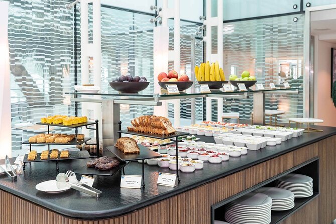 Dubai International Airport (DXB) T3/T1/T2 VIP Lounge Access - Seating, noise, and the chance to sleep
